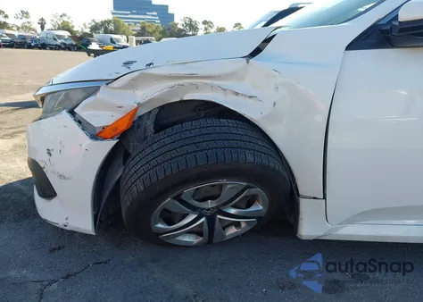 2018 Honda Civic Lx z USA, uszkodzony, nr VIN 2HGFC2F58JH578149